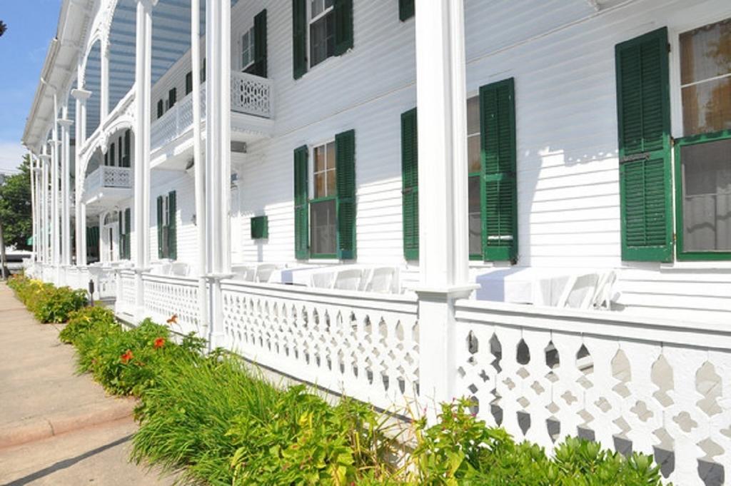 The Chalfonte Hotel Cape May Exterior photo